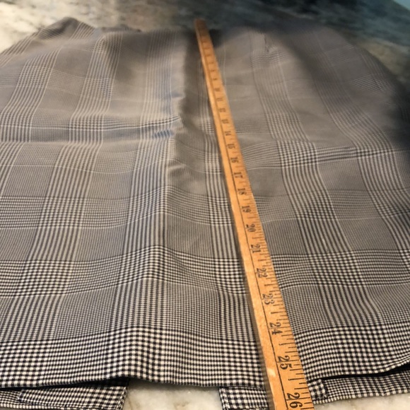 NWT chic black/white silk taffeta skirt, French hem black silk satin lined; - Picture 3 of 6